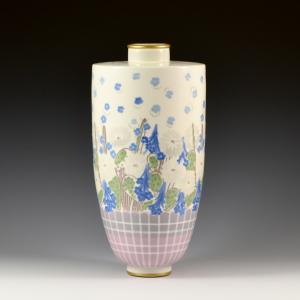 Vaso con decoro floreale - Jacques-Emile Ruhlmann (modello) e Yves Terrien (decoro), Manufacture Nationale de Sèvres, 1935